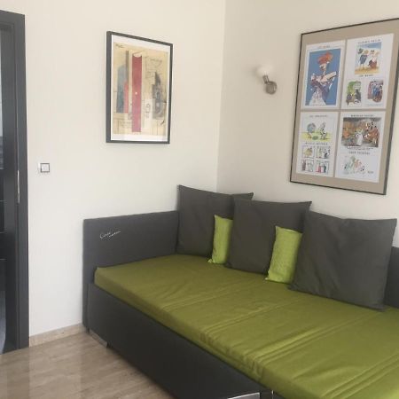Apartman Za Radnici Valtice Luaran gambar