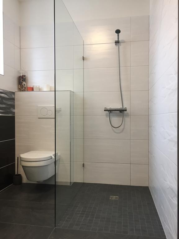 Apartman Za Radnici Valtice Luaran gambar