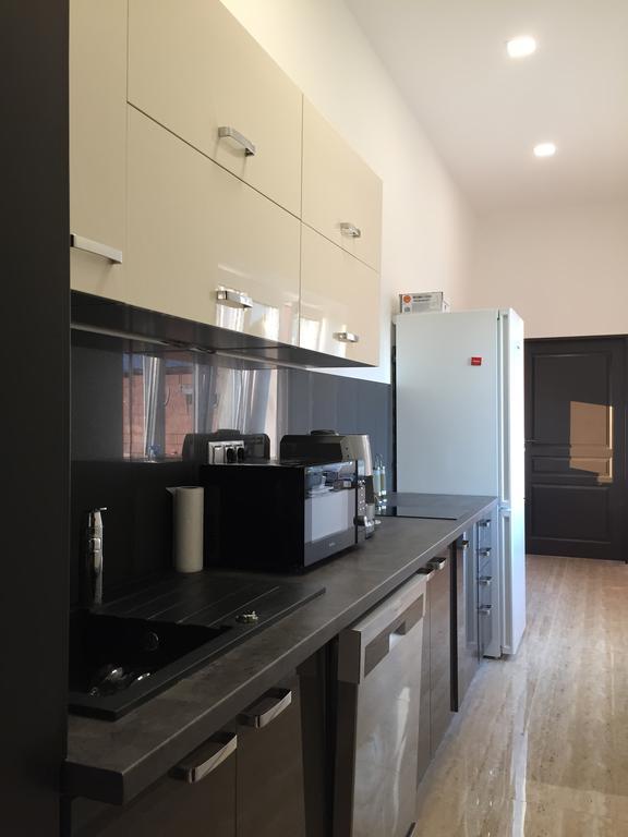 Apartman Za Radnici Valtice Luaran gambar